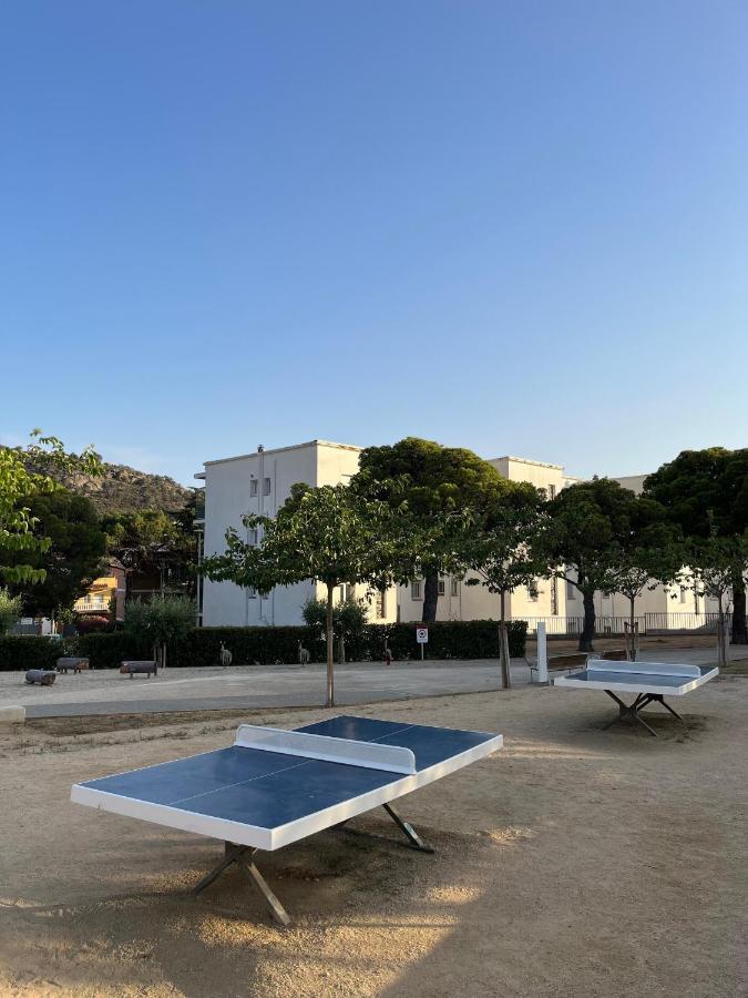 Calma Marina Roses Apartment Exterior foto