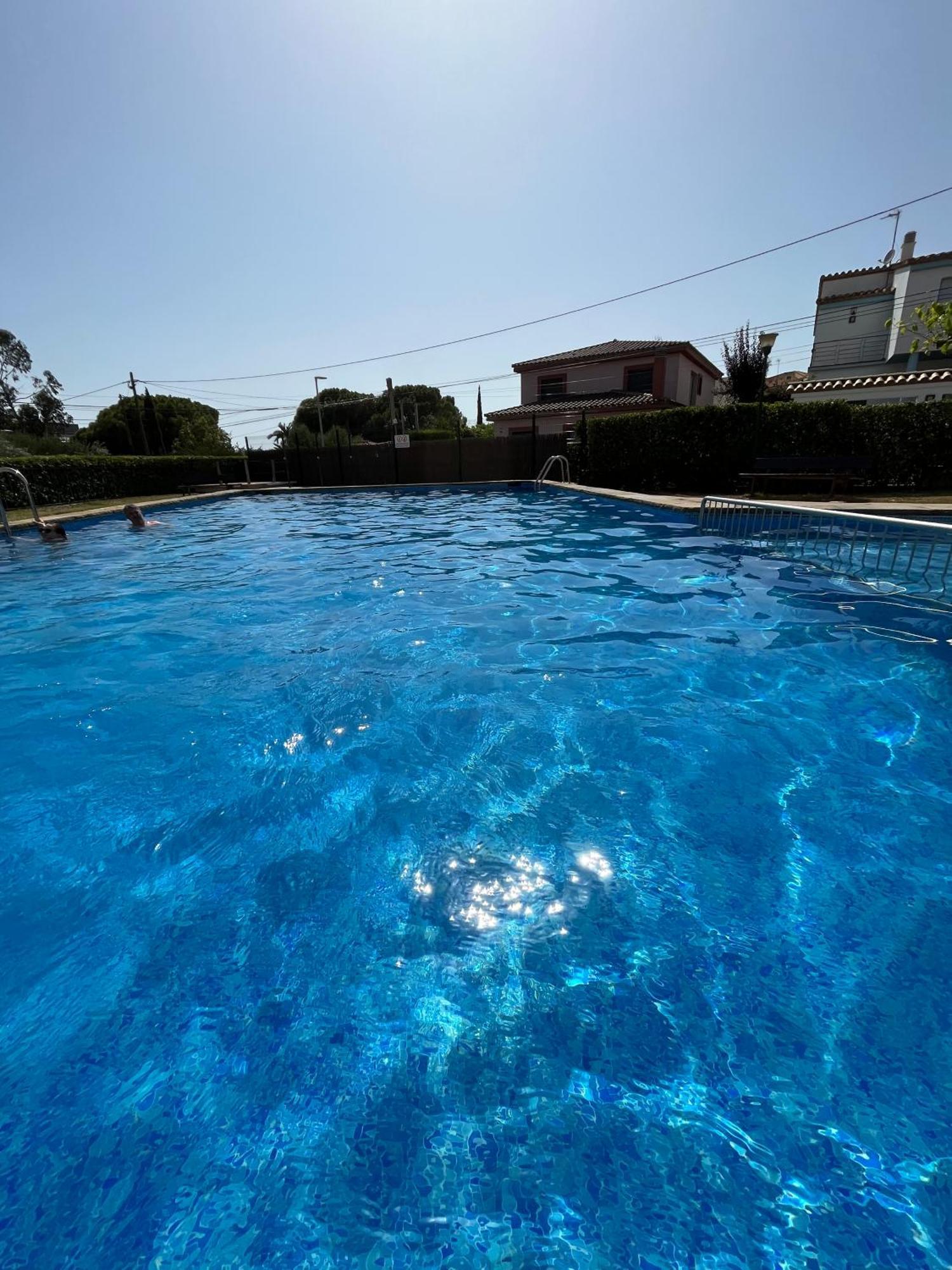 Calma Marina Roses Apartment Exterior foto