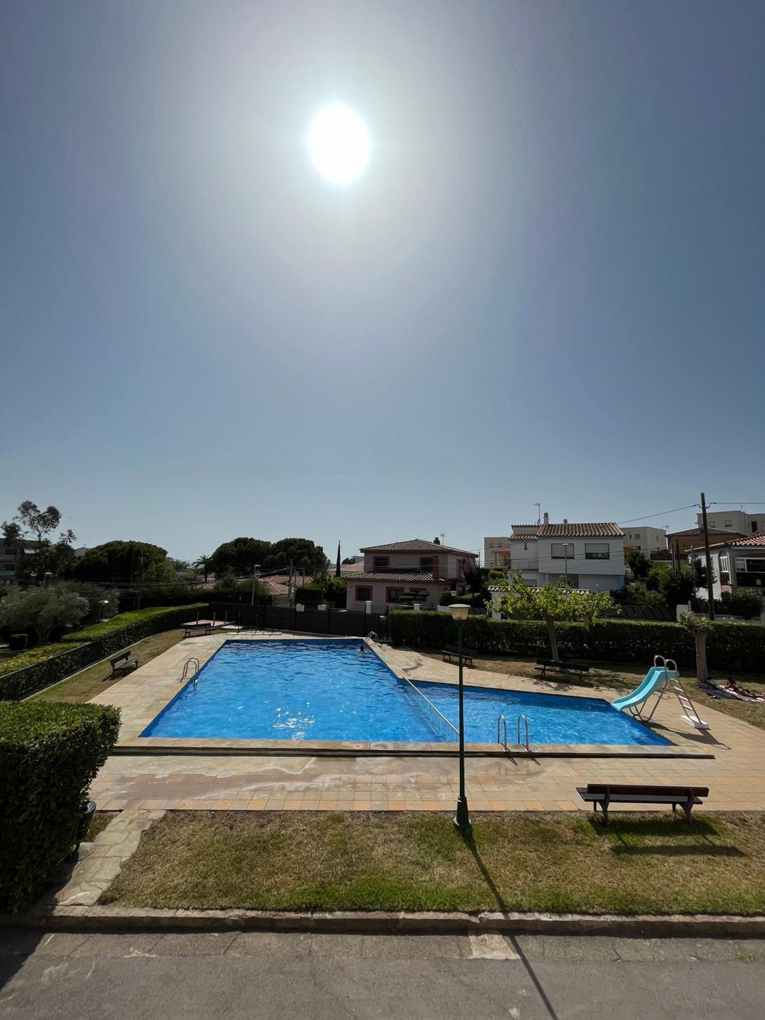 Calma Marina Roses Apartment Exterior foto